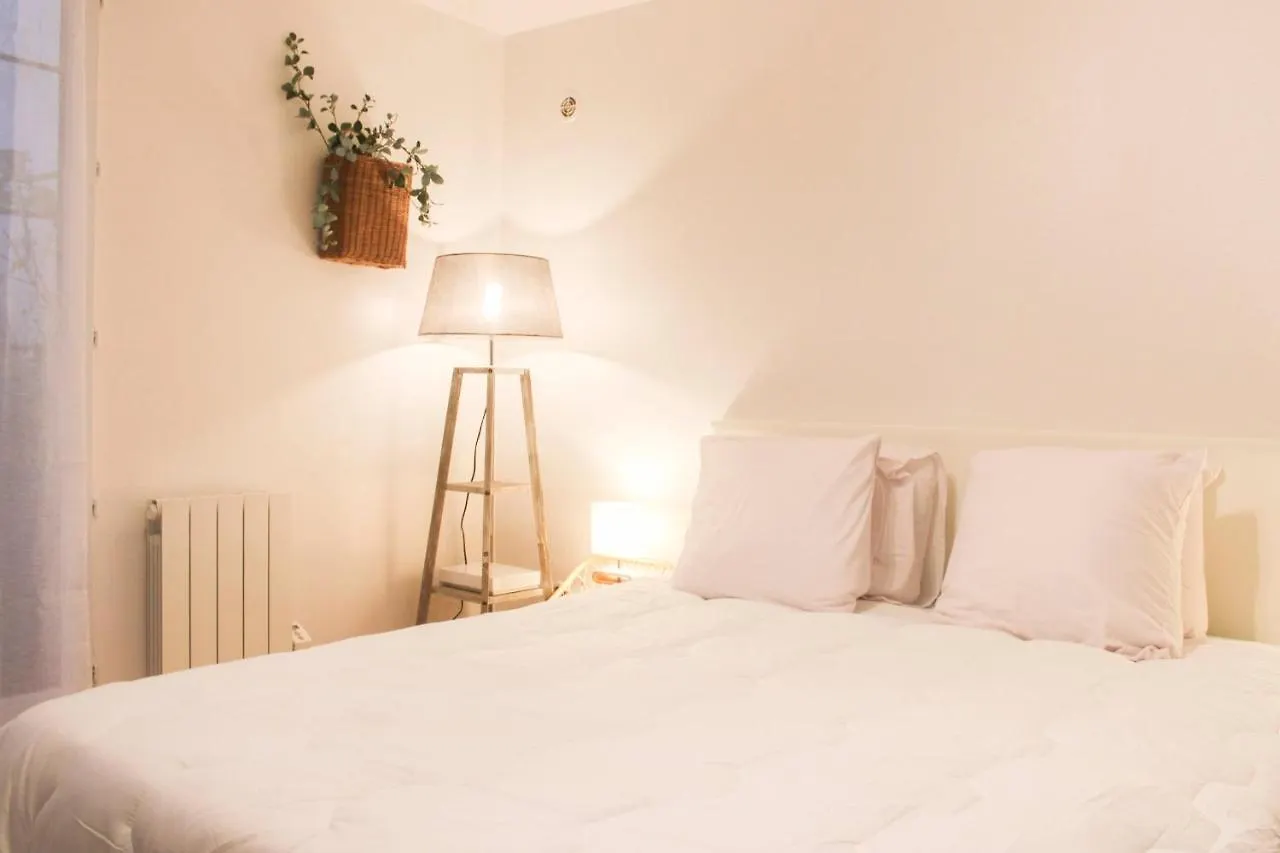 Apartment Cosy Studio In The Heart Of The 15Th Paris France